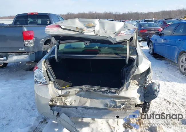 1G1PE5SB9G7176776: 44205571