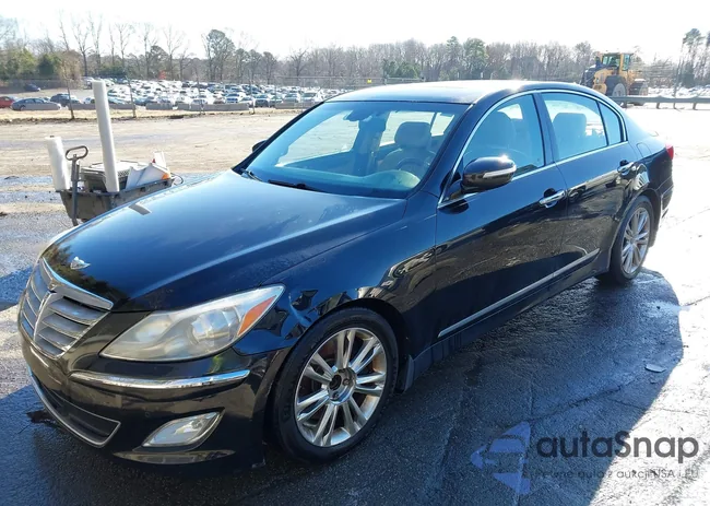 KMHGC4DF5CU193038: 44205587