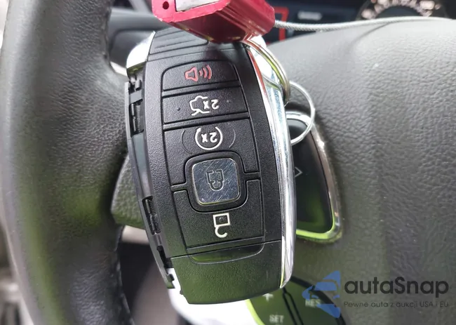 5LMCJ1C98HUL56400: 44205602