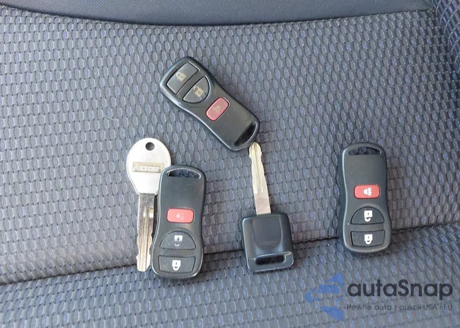 3N1BC13E59L407764: 44205683