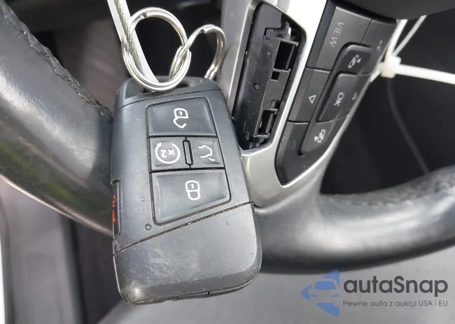 1V2JR2CA8MC511890: 44205702