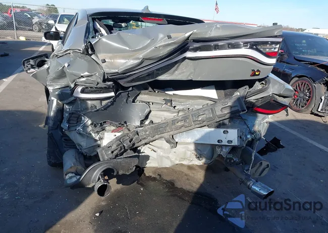 2C3CDXGJ8KH651694: 44205743