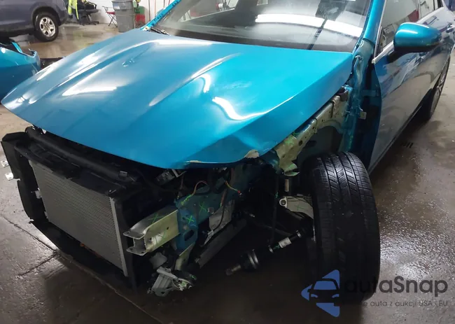 W1K5J4HB9SN490952: 44205749