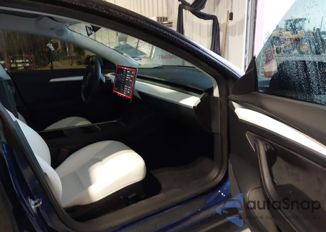 5YJ3E1EA9PF384023: 44205750