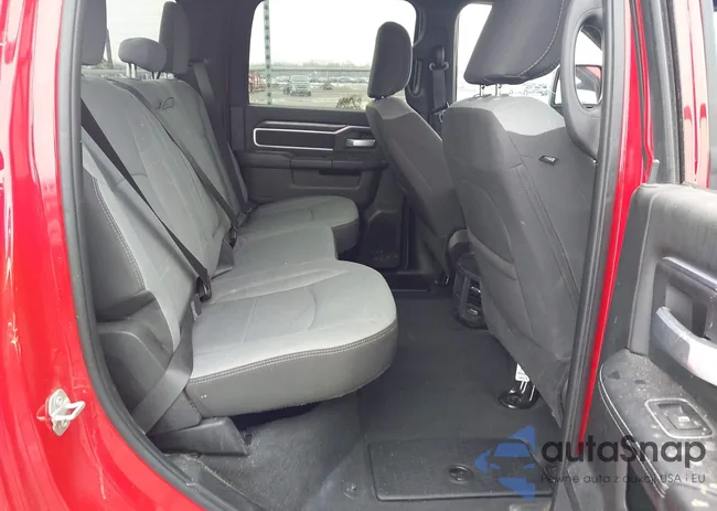 3C6UR5DL1RG314006: 44205880