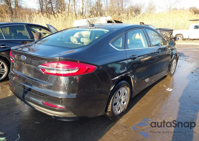 3FA6P0G70KR247598: 44205903