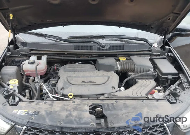 2C4RC1BGXSR539152: 44205989