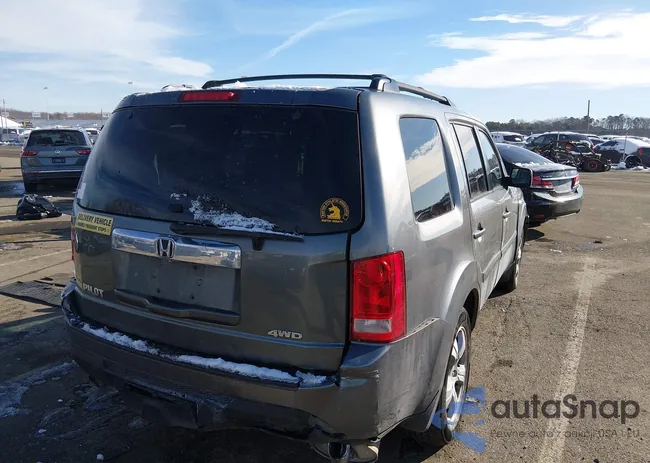 5FNYF4H58CB040003: 44205088