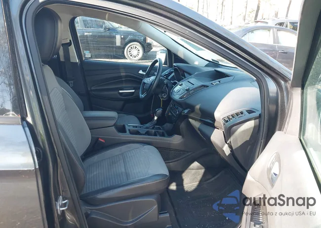 1FMCU0GD9HUB49632: 44205113