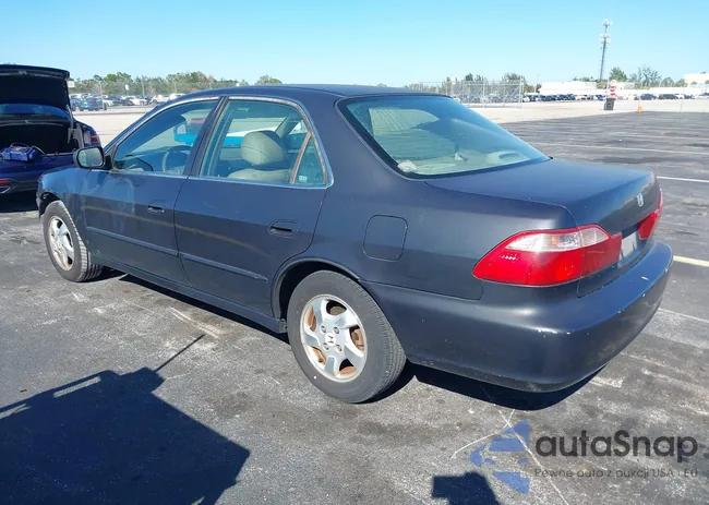 1HGCG5650WA138022: 44205121