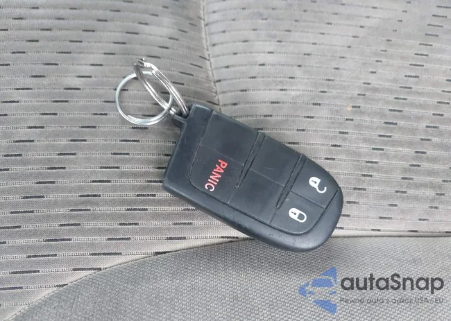 3C4PDCAB9FT715214: 44205131