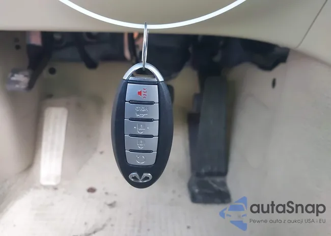 JN1EV7AR0KM590504: 44205144