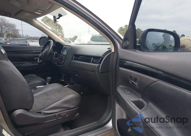 JA4AD3A32KZ046389: 44205251