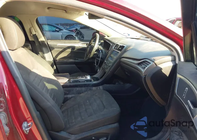 3FA6P0HD6KR268184: 44205266