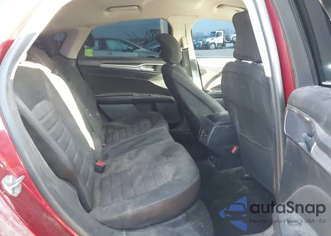 3FA6P0HD6KR268184: 44205266