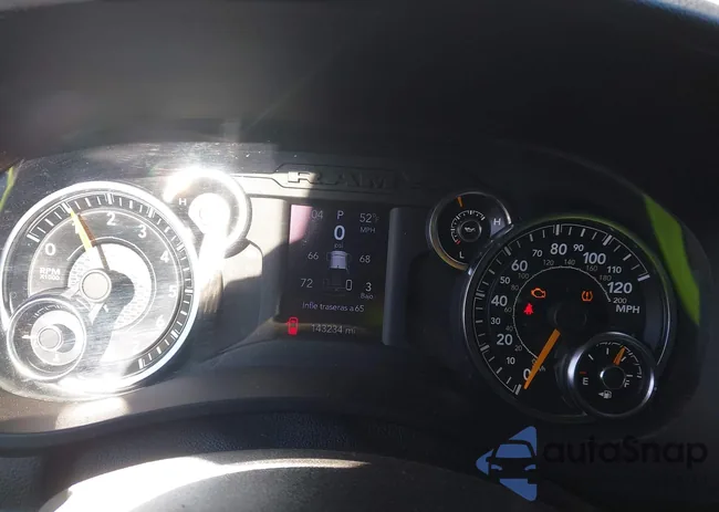 3C7WR5HJ2NG272971: 44205287