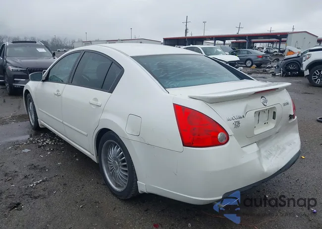 1N4BA41E28C833211: 44205301