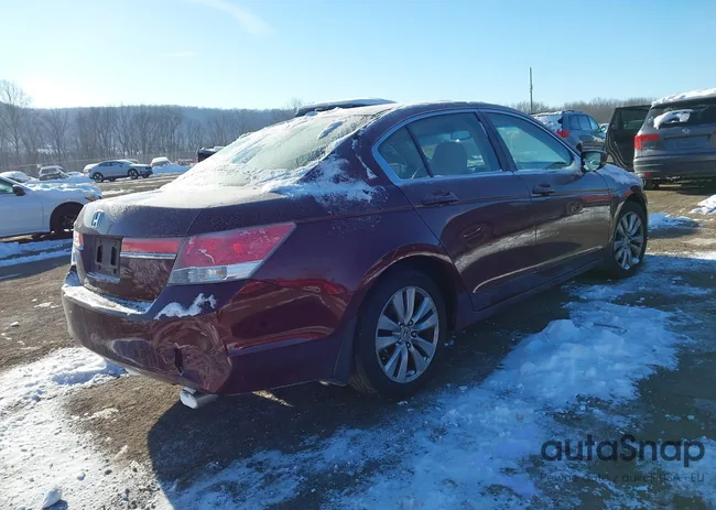 1HGCP2F86BA079996: 44205307