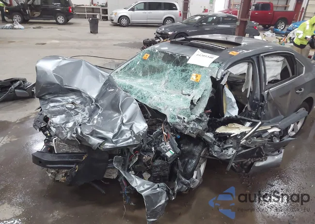 1VWBH7A32CC096023: 44205340