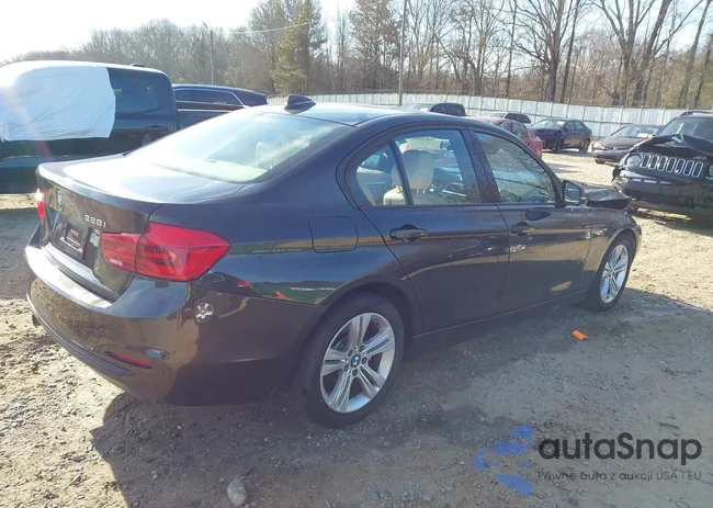 WBA8E9G51GNT46062: 44205371