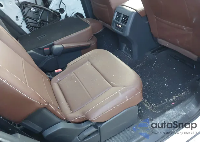 1V2RR2CA8MC605481: 44205382