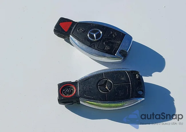 WDBRF64JX2F200037: 44206492