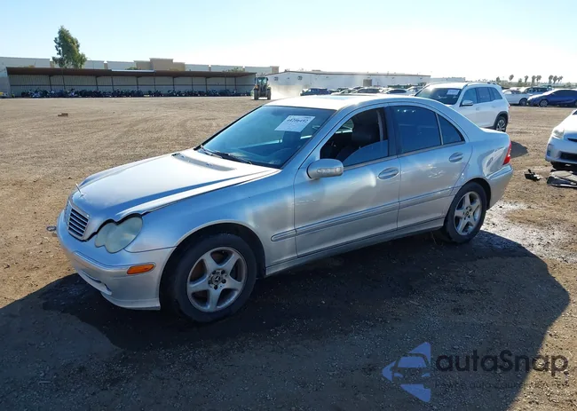 WDBRF64JX2F200037: 44206492