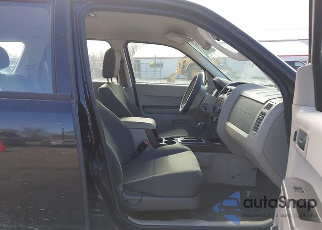 1FMCU0C71AKC97498: 44206507