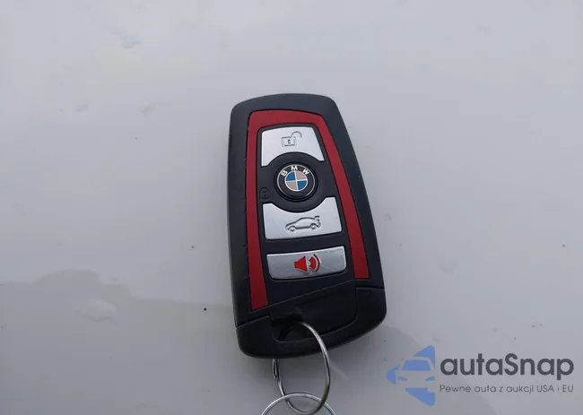 WBA8E9G53GNT84280: 44206549