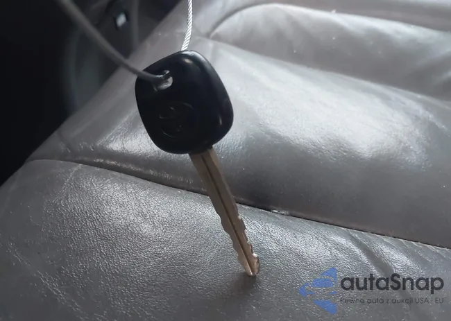 4T1BF28B71U120120: 44206623