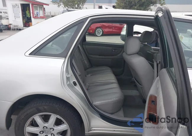 4T1BF28B71U120120: 44206623