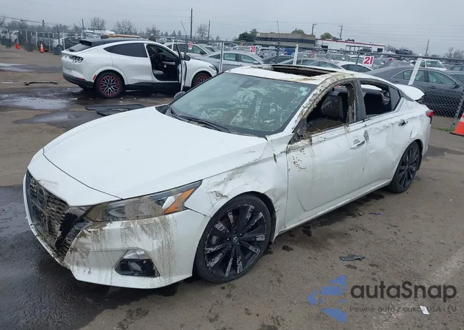 1N4BL4CV6NN415869: 44206697