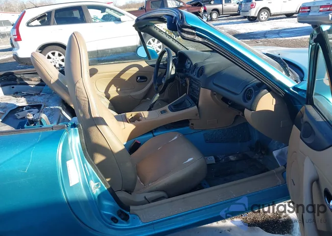 JM1NB353X10212667: 44206704