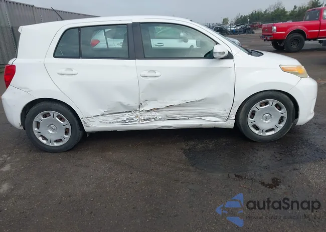 JTKKU104X8J032197: 44206712