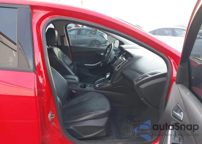 1FADP3K28DL190735: 44206737