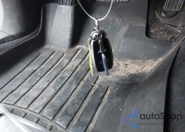 JF2SJGTC3HH439552: 44206742