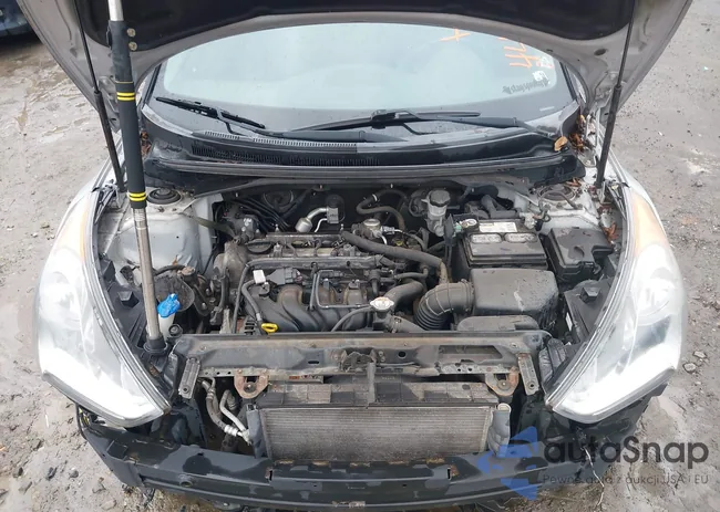 KMHTC6AD3DU179640: 44206876