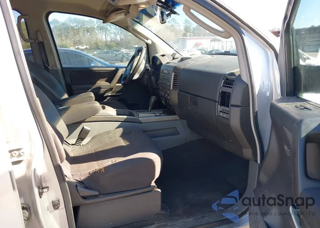 5N1AA08A36N709737: 44206901