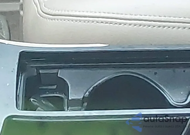 2S3DB517X76108827: 44206930