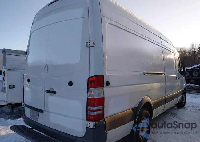 WD3PE8DB2FP130298: 44206024