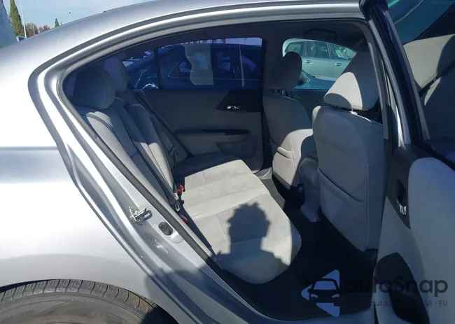 1HGCR2F38DA268862: 44206035