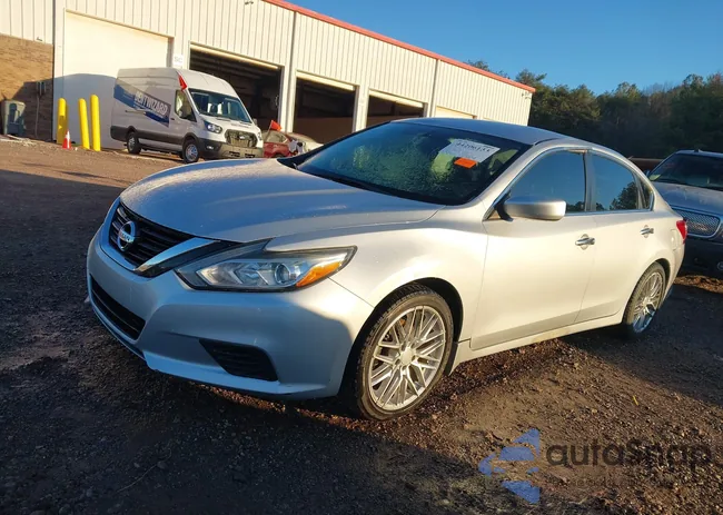 1N4AL3AP3JC136878: 44206133