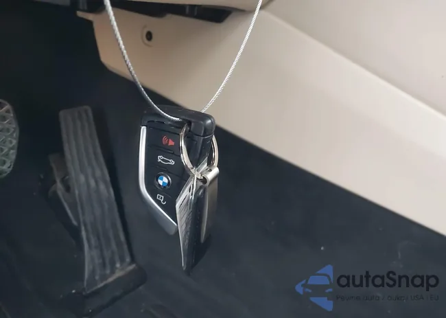 5UXTY3C01L9B05957: 44206176