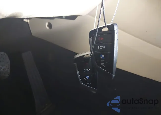 5UXTY3C01L9B05957: 44206176