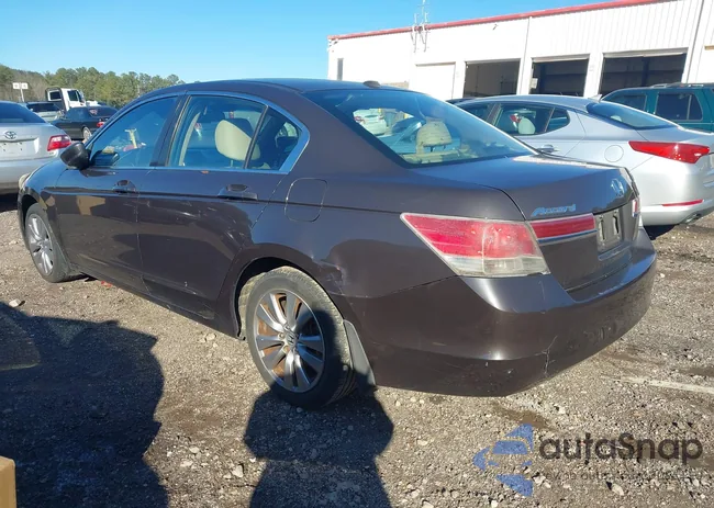 1HGCP2F88BA148249: 44206218