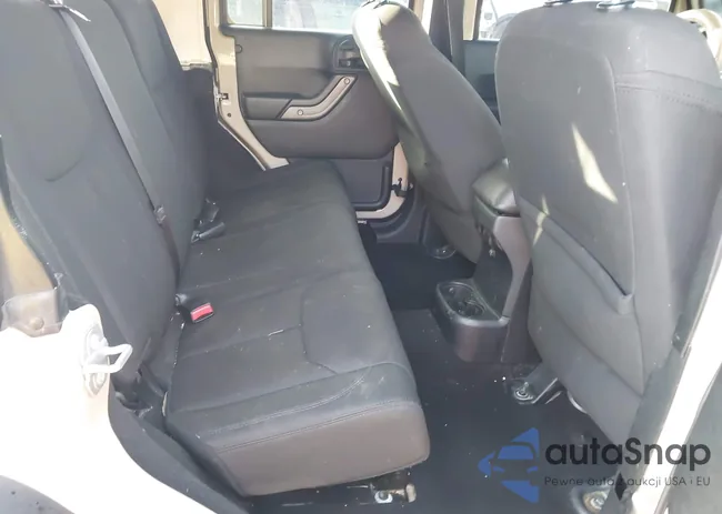 1C4BJWDG3GL230270: 44206220