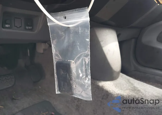 JTDKB20U387794352: 44206222