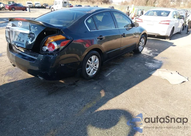 1N4AL2AP6CN569077: 44206301