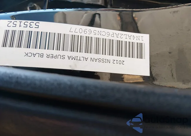 1N4AL2AP6CN569077: 44206301