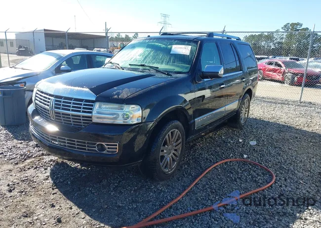 5LMFU28557LJ25670: 44206387